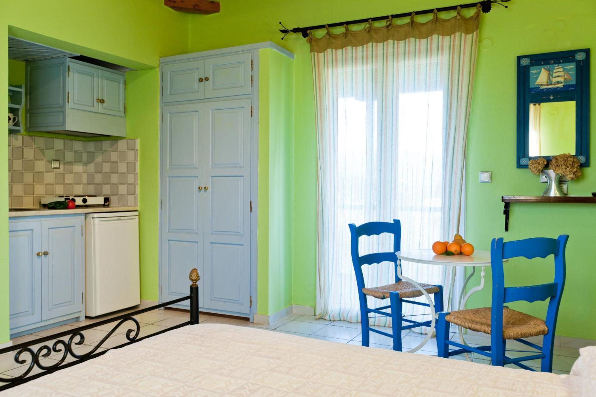 Aretousa Studios & Apartments Skopelos Town Exterior photo