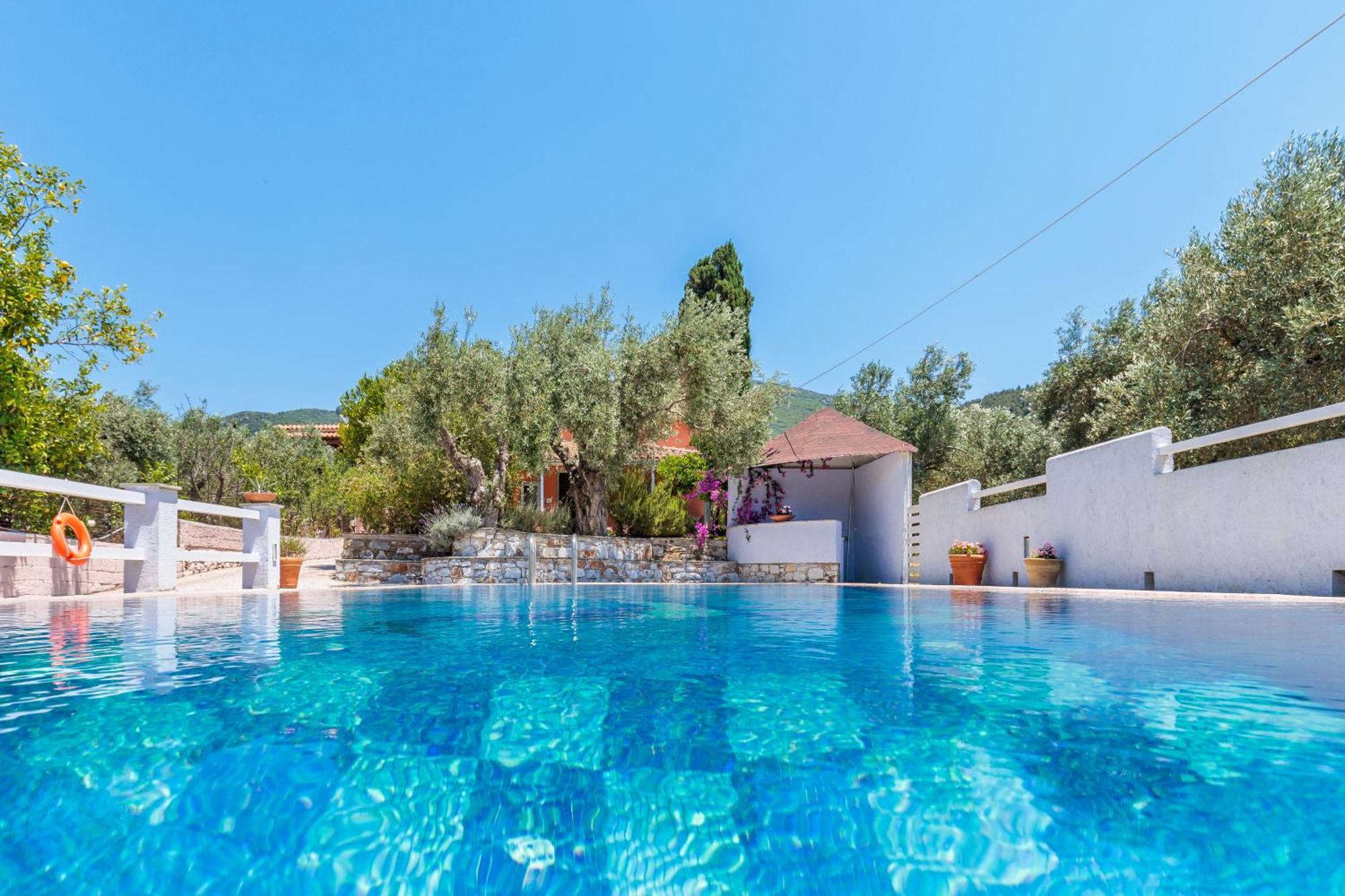 Aretousa Studios & Apartments Skopelos Town Exterior photo